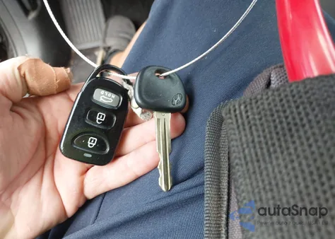 2017 Hyundai Elantra Se z USA, uszkodzony, nr VIN 5NPD74LF0HH069399